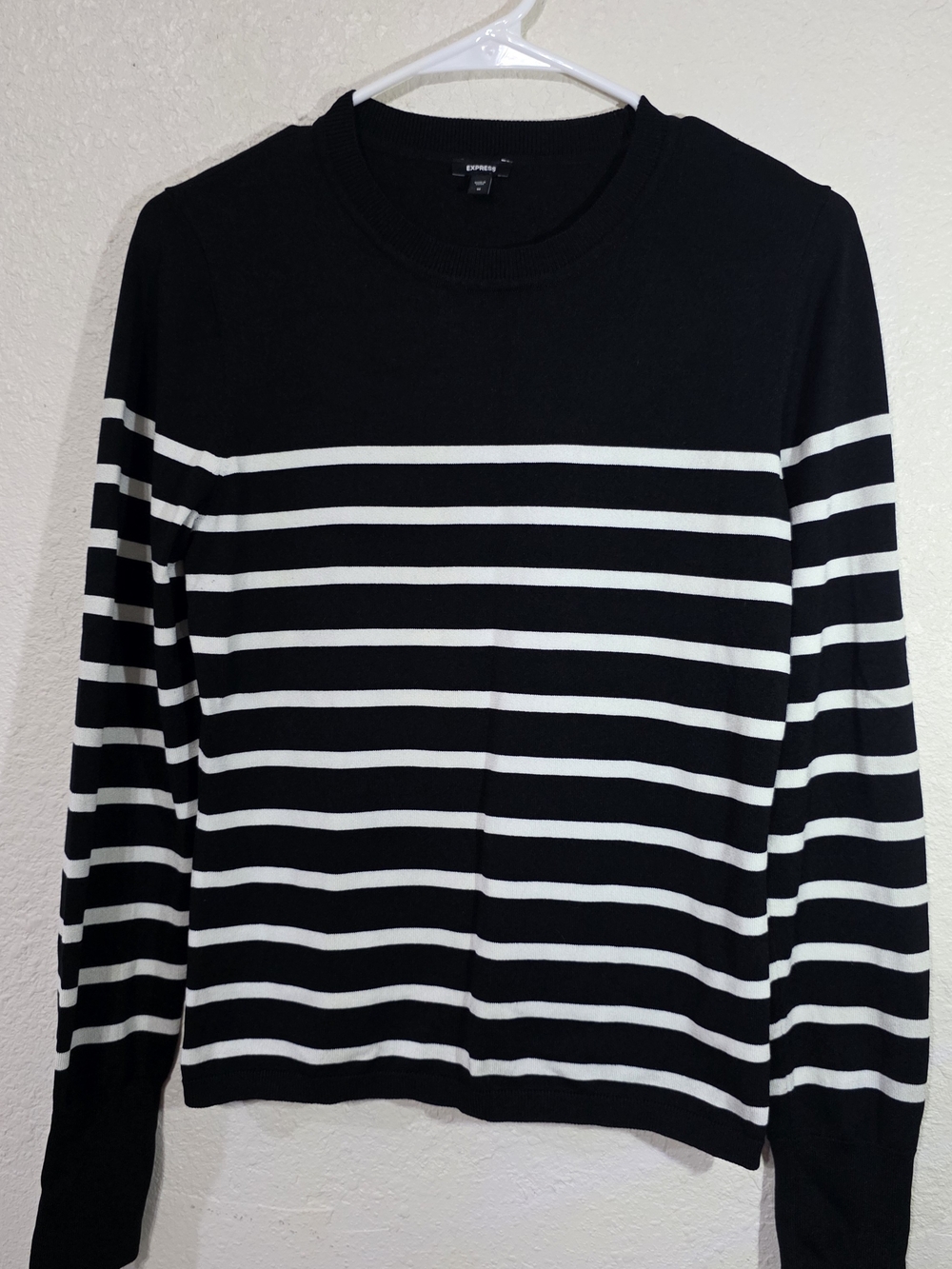 Express Women's Black and White Striped Long Sleeve Crewneck - Picture 2 of 7
